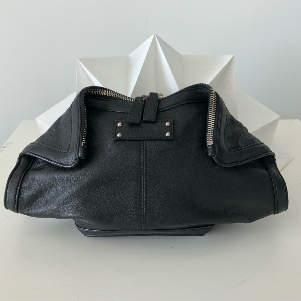 ❌Sold❌Alexander McQueen black leather clutch